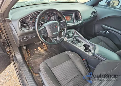 2016 Dodge Challenger Sxt z USA, uszkodzony, nr VIN 2C3CDZAG3GH107362